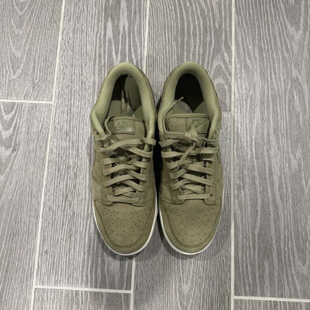 Nike Dunk Low Premium MF Neutral Olive DV7415-200